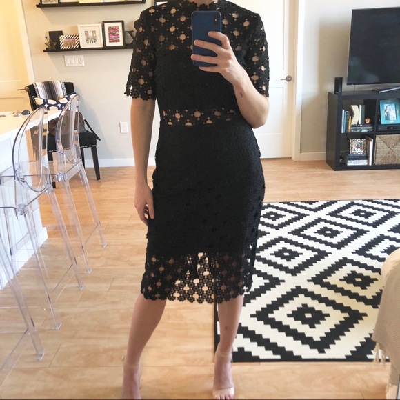 Lulus Dresses & Skirts - Lulus Heartfelt Lace Bodycon Midi Dress